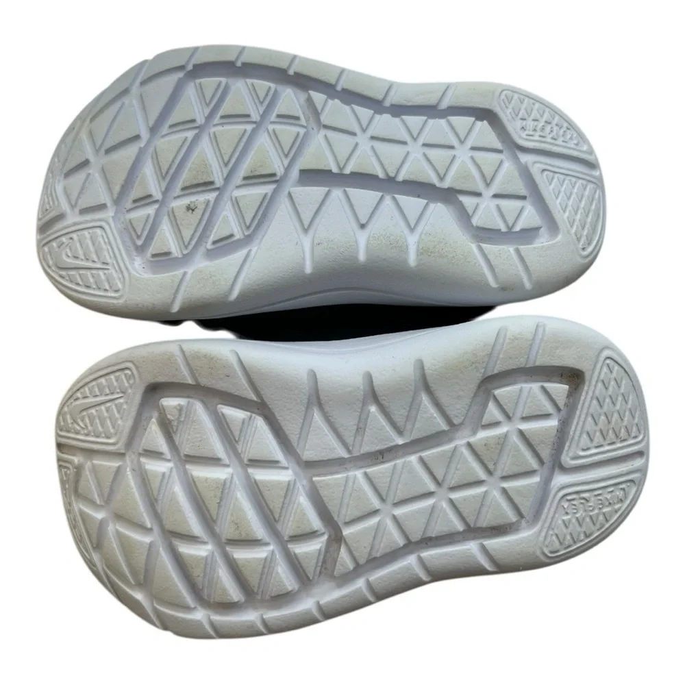 Nike Kids Black Mesh Sneakers with White Sole - Size